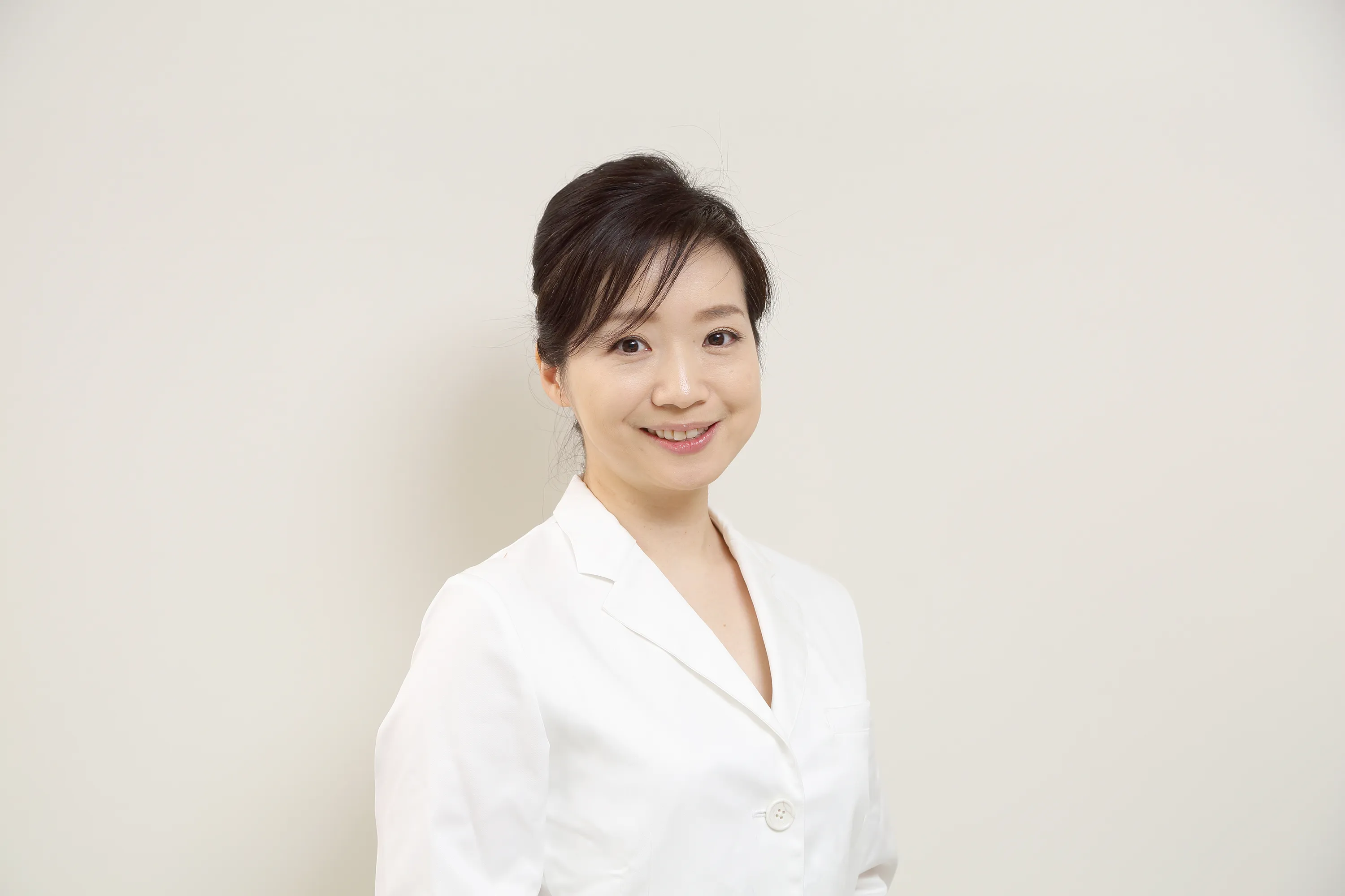 歯科医師 岡崎雅子