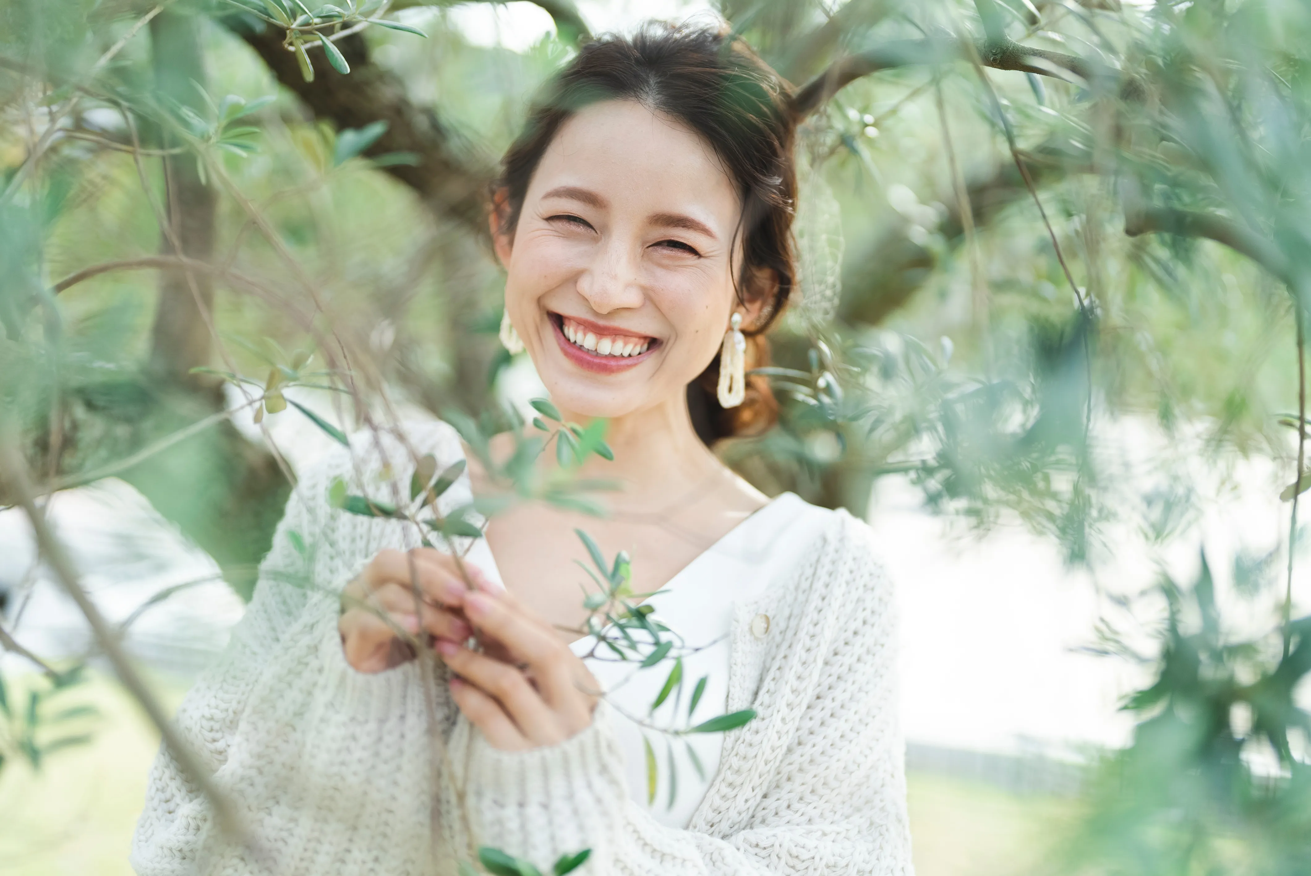 自然な笑顔をキープ